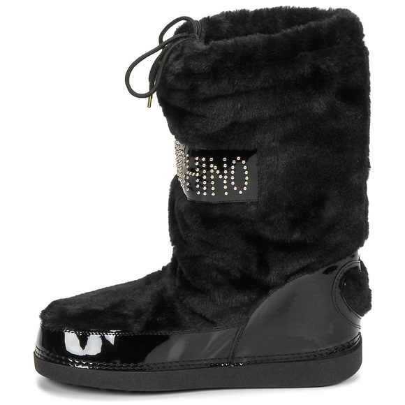 moschino moon boots